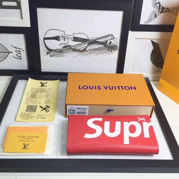 Affordable Louis Supreme Vuitton wallet 0726